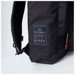 Doughnut - Macaroon Large Happy Camper 18 - Sac à Dos Journée 10 Doughnut - Macaroon Large Happy Camper 18 - Sac à Dos Journée -Extérieur Camping Magasin doughnut macaroon large happy camper 18 sac a dos journee detail 5