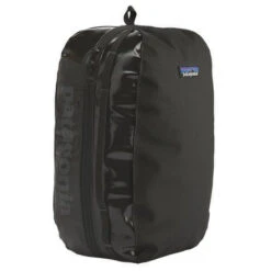 Patagonia - Black Hole Cube - Large - Trousse De Toilette 9 Patagonia - Black Hole Cube - Large - Trousse De Toilette -Extérieur Camping Magasin patagonia black hole cube large trousse de toilette 1