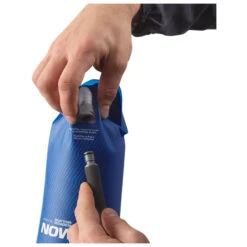 Salomon - Soft Reservoir Insulated - Poche à Eau 9 Salomon - Soft Reservoir Insulated - Poche à Eau -Extérieur Camping Magasin salomon soft reservoir insulated poche a eau detail 4