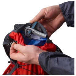 Salomon - Soft Reservoir Insulated - Poche à Eau 11 Salomon - Soft Reservoir Insulated - Poche à Eau -Extérieur Camping Magasin salomon soft reservoir insulated poche a eau detail 6