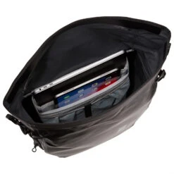 Thule - Thule Shield Pannier 17 - Sacoche Pour Porte-bagages 9 Thule - Thule Shield Pannier 17 - Sacoche Pour Porte-bagages -Extérieur Camping Magasin thule thule shield pannier 17 sacoche pour porte bagages detail 4